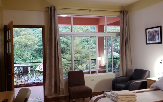 Jabel Tinamit Hotel & Villas