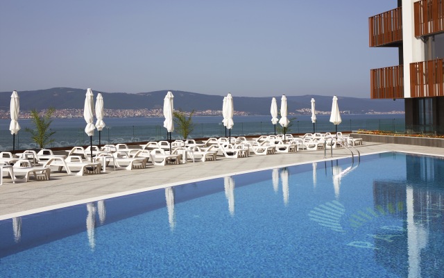 Paradiso Aparthotel