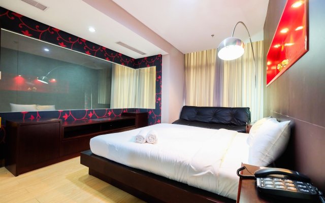 Loft 2 Bedrooms at The Summit Apartment Kelapa Gading by Travelio
