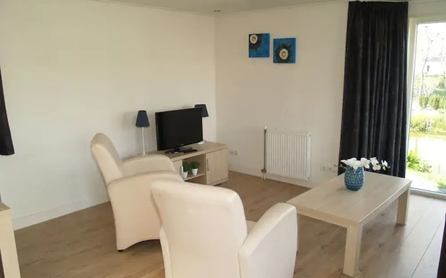 Comfortable Chalet Near Brunssummerheide