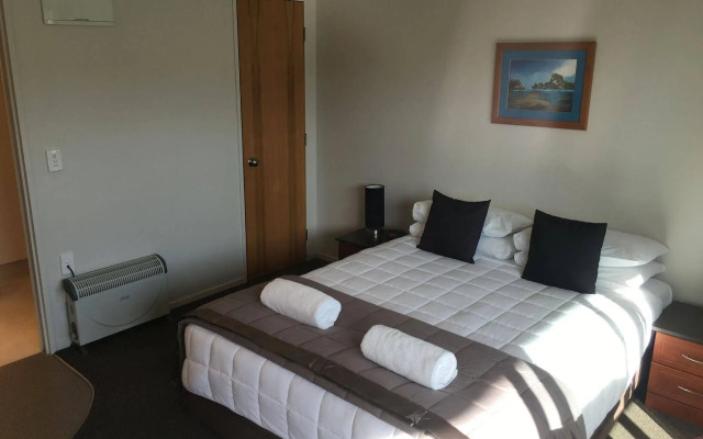 Alpine Glacier Motel