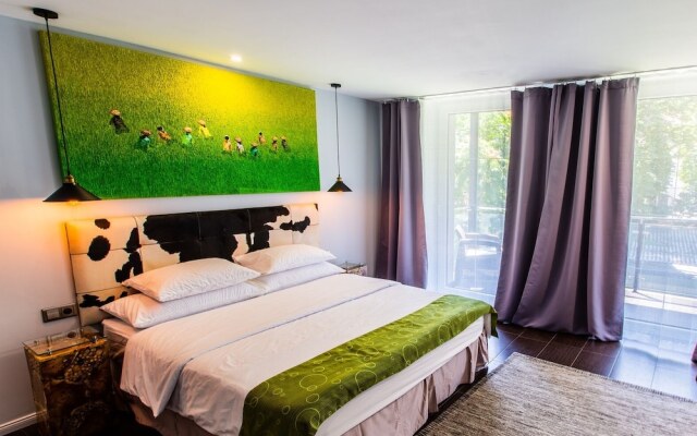 The One Hotel