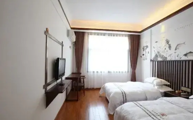 Yiwang·Xi Homestay (Nanhuashan National Forest Park)