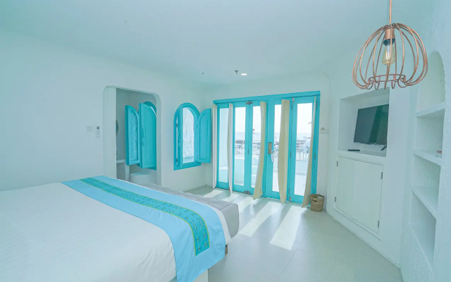Loccal Collection Hotel