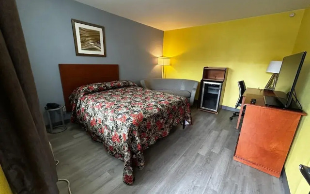 OYO Travelers Inn