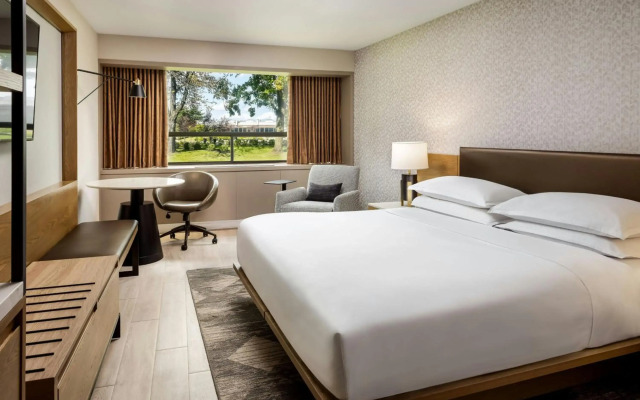 Sheraton Montreal Airport Hotel