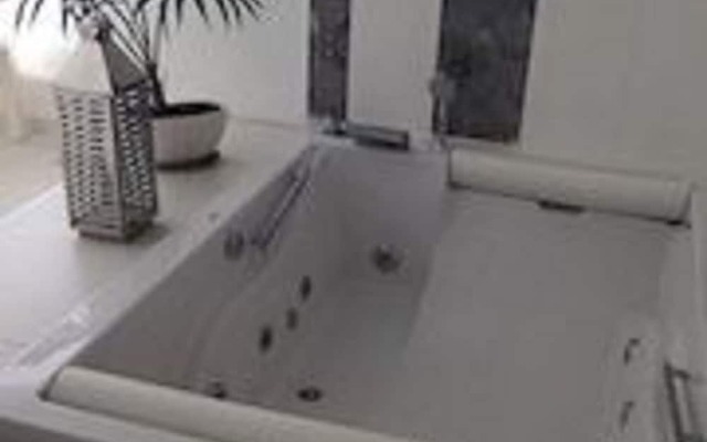 Ktima Reveli White Suite 2persons