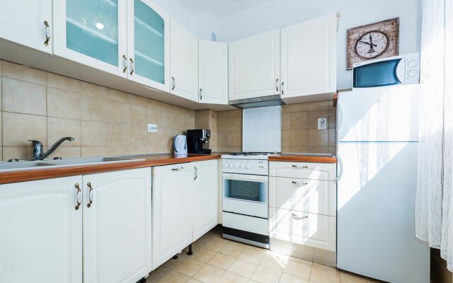 Awesome Home in Jadrija With Wifi and 2 Bedrooms