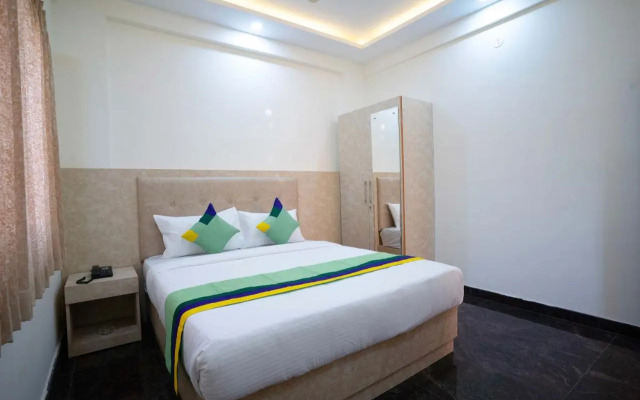 Treebo Galaxy Kings Suites, Hebbal