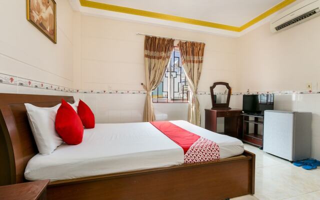 Ngoc Linh by OYO Rooms