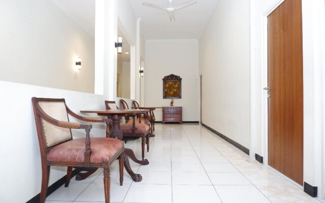 New Mira Hotel