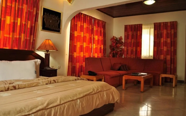 Raybow International Hotel
