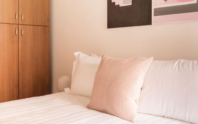 Sleek 1BR in San Pietro / Vaticano by Sonder