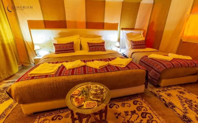 Room-deluxe Triple Room for Three at Sah