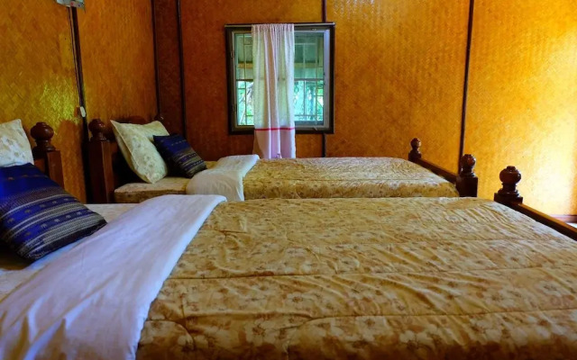 Malee's Nature Lovers Bungalows