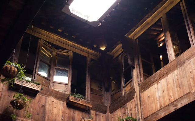 Guzo Su The Old House Boutique Hotel