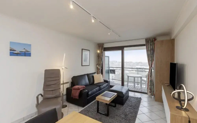 Penthouse in Blankenberge Near the Sea