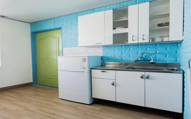 Goseong Good Day House Pension