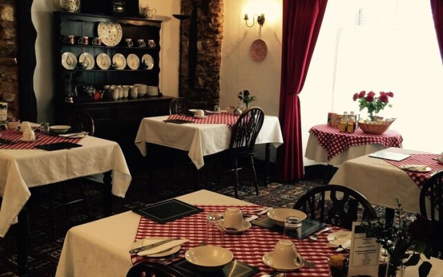 The Colyton White Cottage