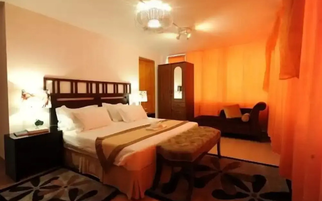 Hotel Ritz Sumbe
