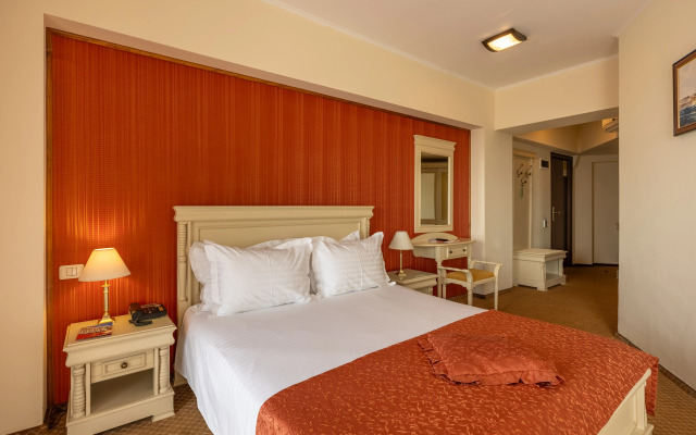 Hotel Hawaii