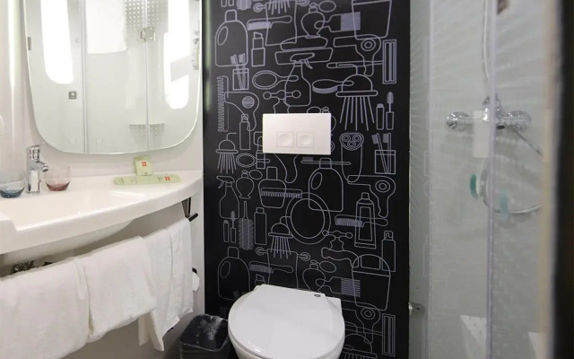 Ibis Shanghai Changshou