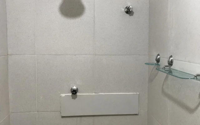 Diamond Hostel