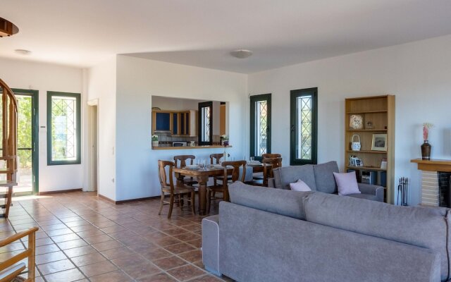 Aipeia Country House