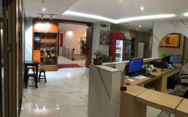 Guangzhou Helong Hotel