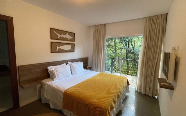 Casa c/ Piscina Privativa, 3 Suítes Sala integrada