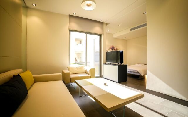 M Executive Hotel & Residence