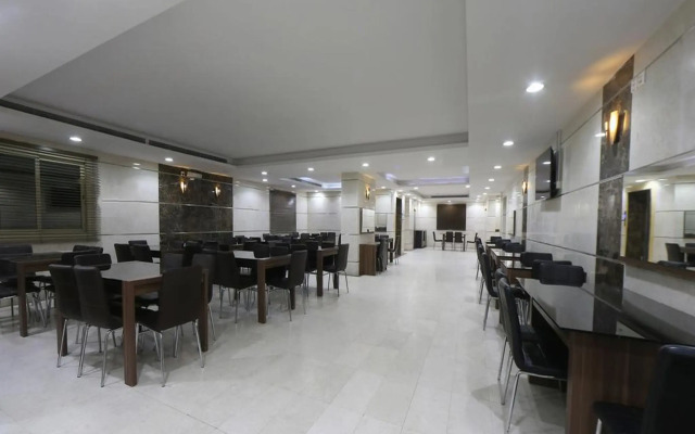 Snood Alazama Hotel