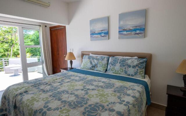 Casa Esmeralda - Family Friendly 3 Bedroom Home with Private Pool