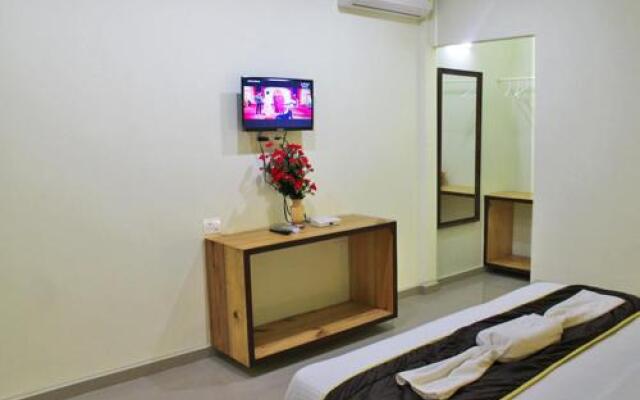 The Gulmohar Resort