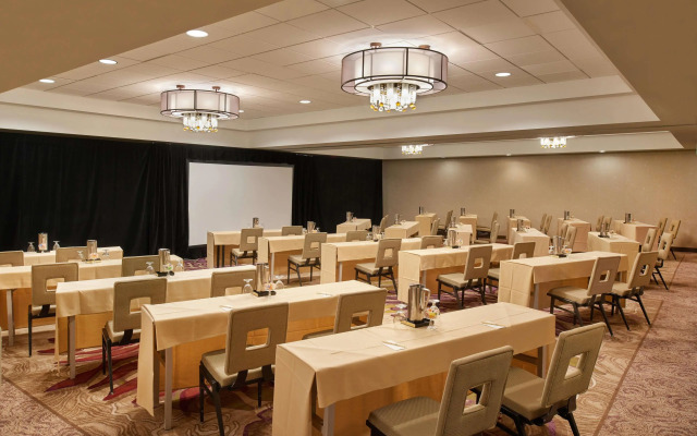 DoubleTree by Hilton Irvine - Spectrum