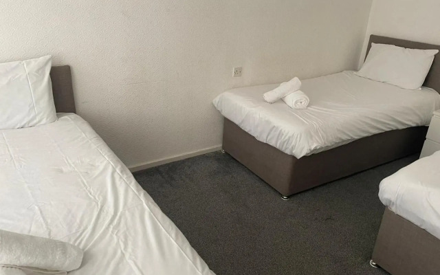 Modern 1 Bed Apartment - Leafy Chorlton Suburbs