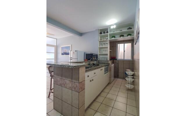 Apartamento para 6 pessoas frente piscina - HB37F