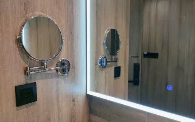 Hayon Light Hotel (Hefei Xinhua University)
