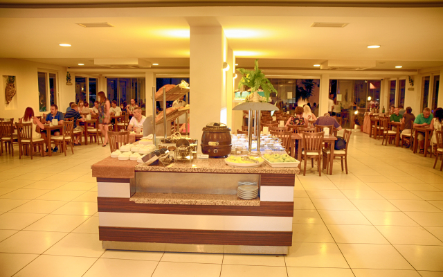 Shark Club Hotel
