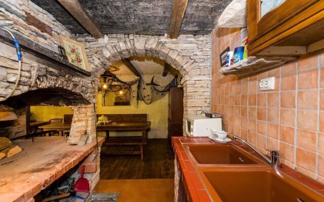 Apartment With One Room In Zadar, With Enclosed Garden And Wifi