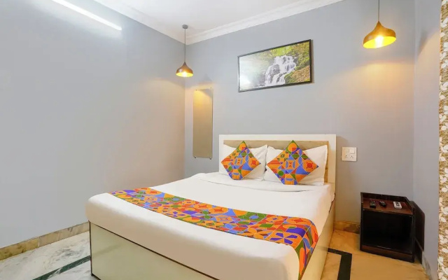 Fabhotel Galaxy Grand