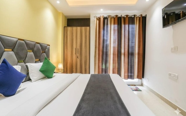 hotel aiims 20 four 7