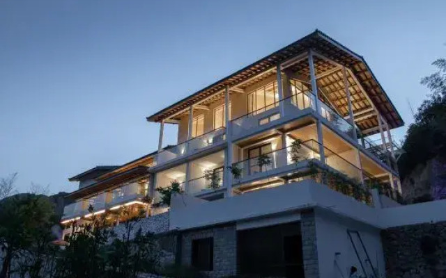 Renli Xinbo Mogan Hot Spring Resort