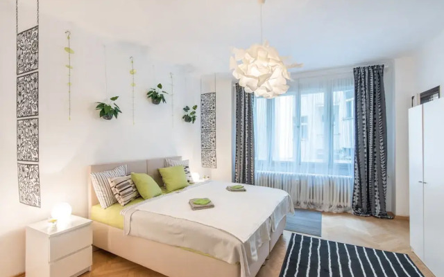 Lodecka apartment
