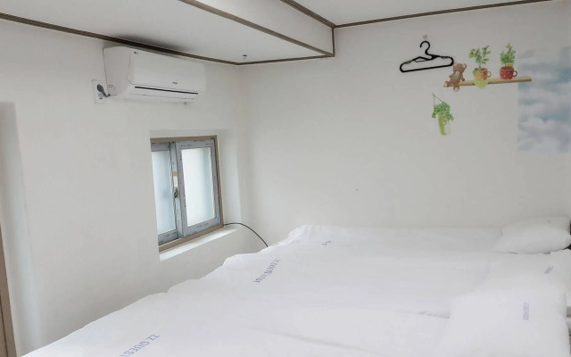 Myeongdong Guesthouse