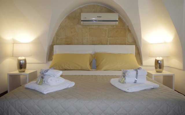 Ferrante D'Aragona rooms