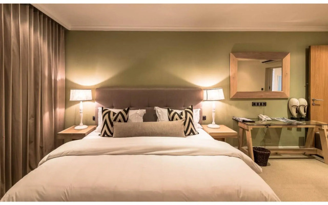 Sugar Hotel