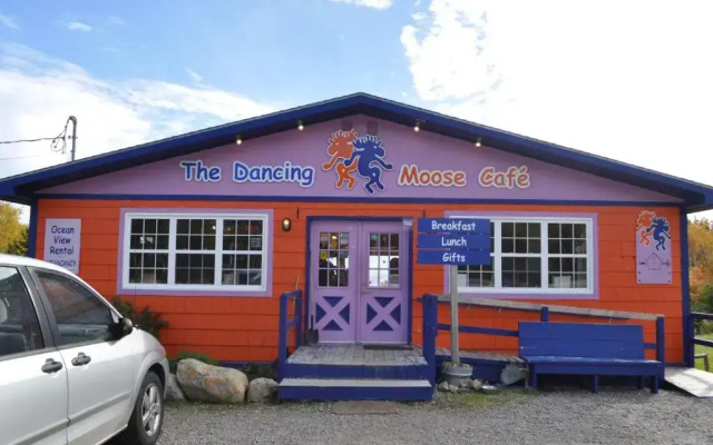 The Dancing Moose Cafe