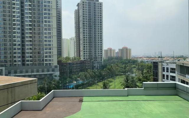 Spacious 2Br At The Mansion Kemayoran Apartment