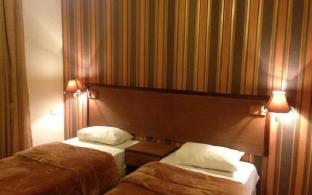 Golden Palace Hotel Apartments